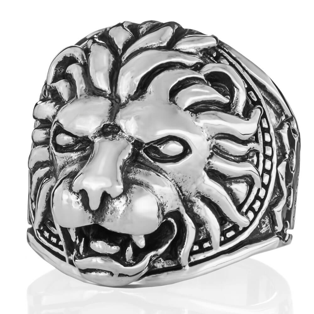 Silver lion ring