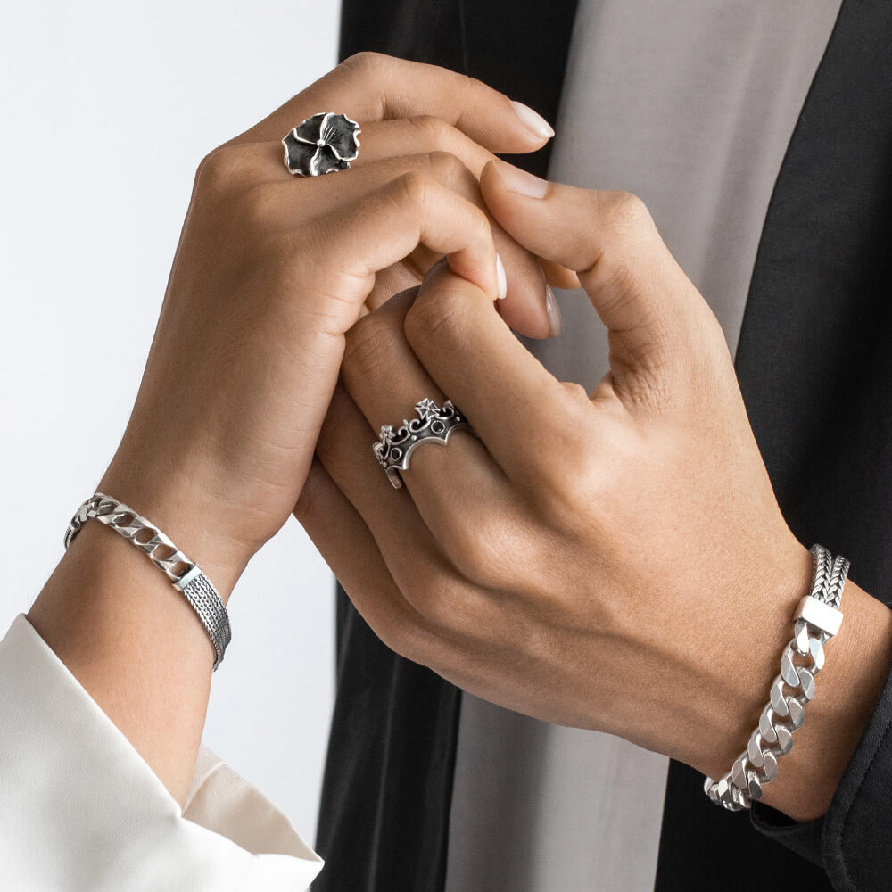 Unisex silver bracelet