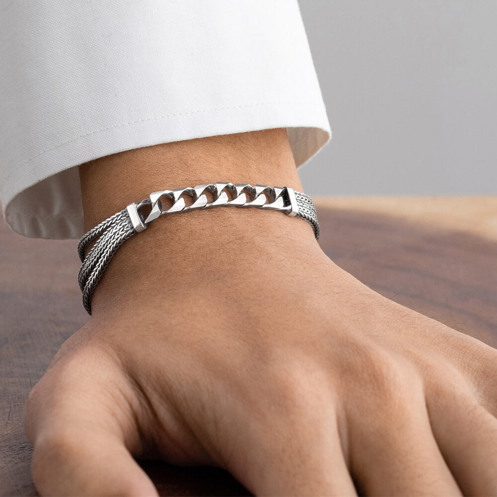 Unisex silver bracelet