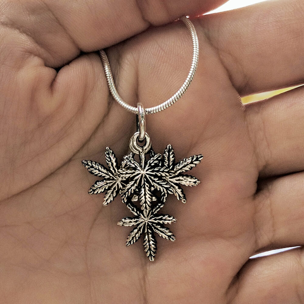 weed pendant
