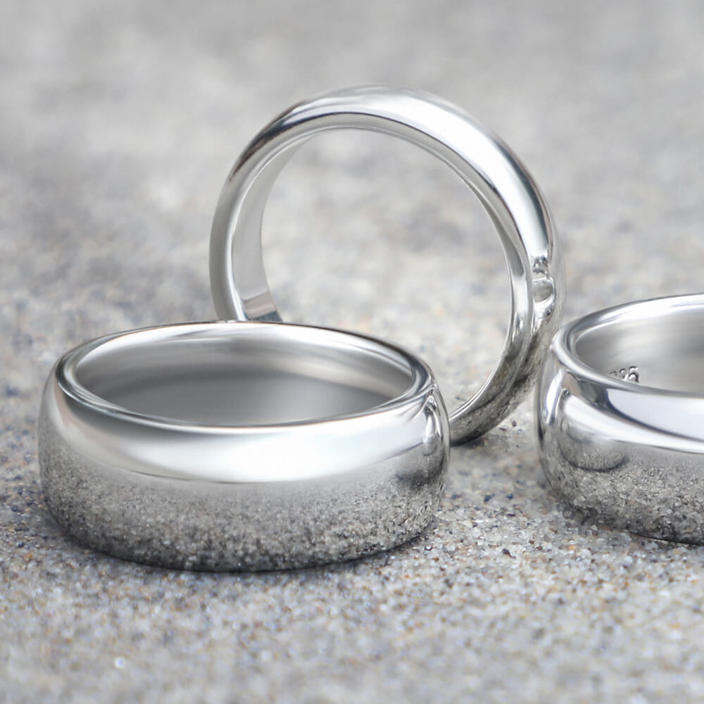 silver band ring