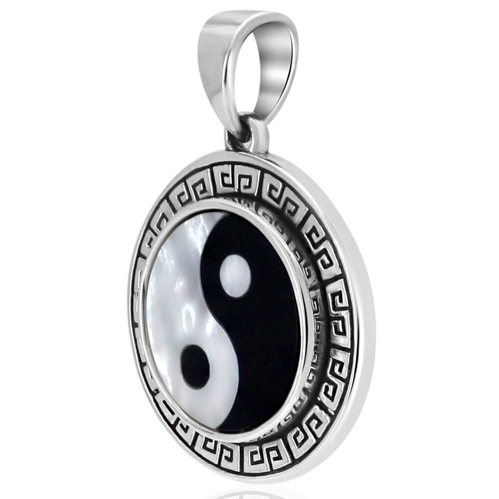 yin yang pendant