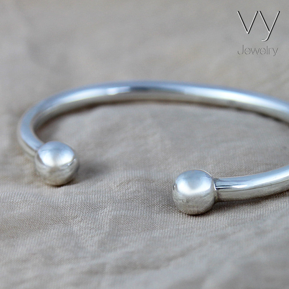 Silver bangles for men and women
