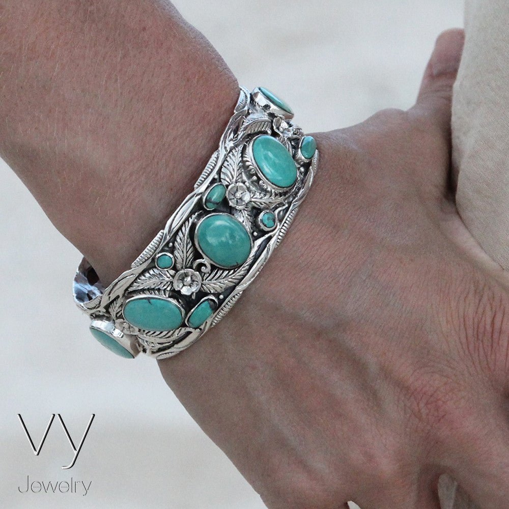 Turquoise silver bracelet