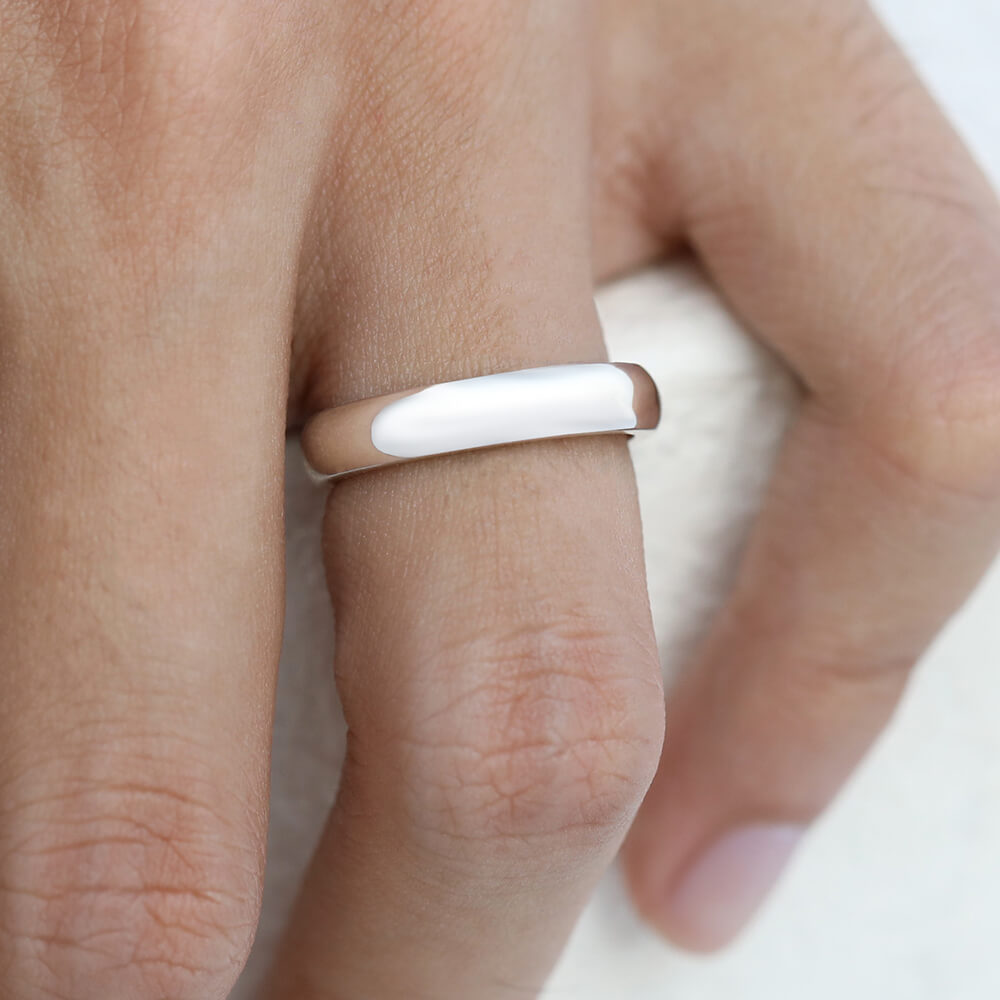 silver band ring