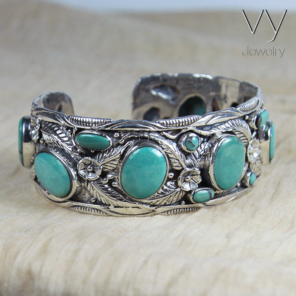 Turquoise silver bracelet