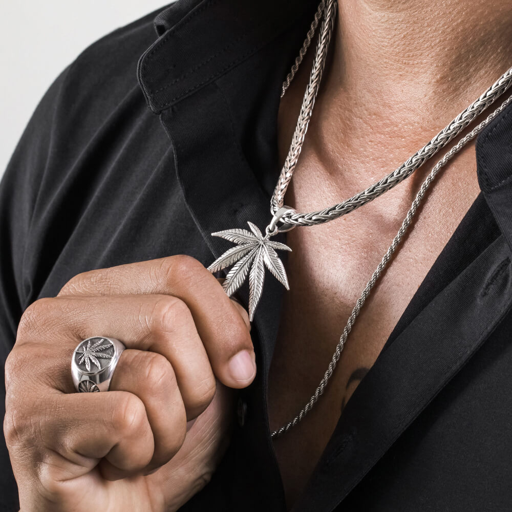 Marijuana leaf silver 925 pendant