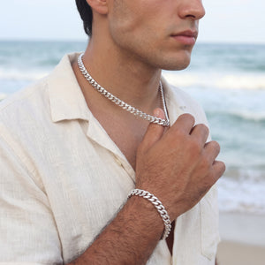 elegant silver necklace