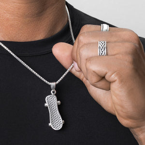 Skateboard pendant
