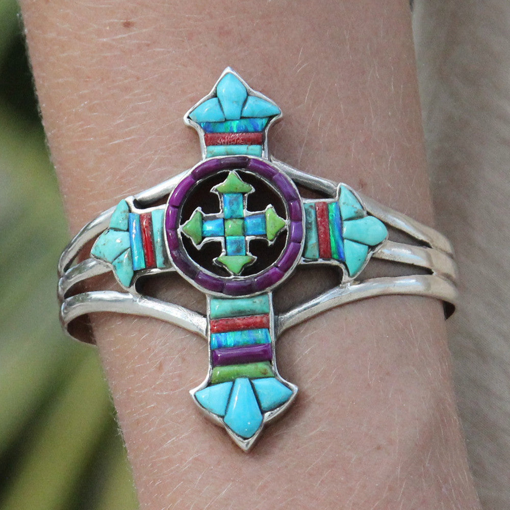cross bracelet