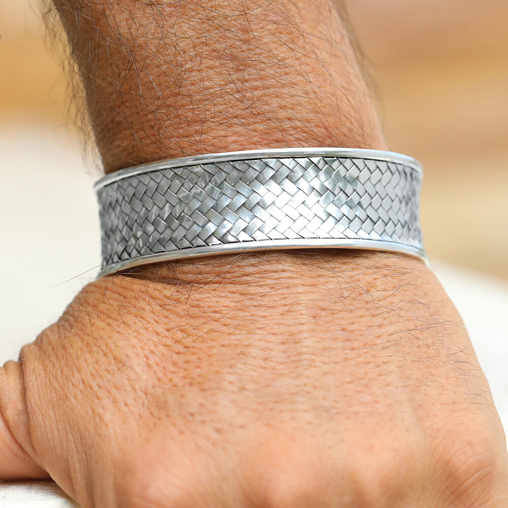 Wide braided silver cuff 925