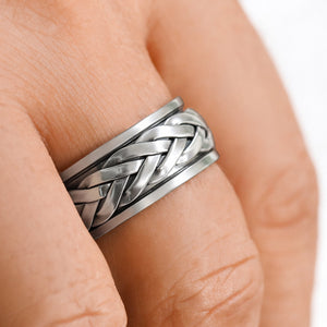 spinner ring
