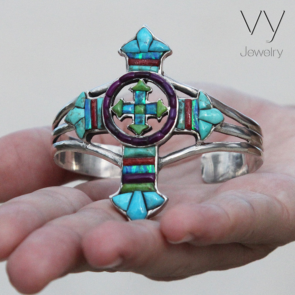 cross bracelet