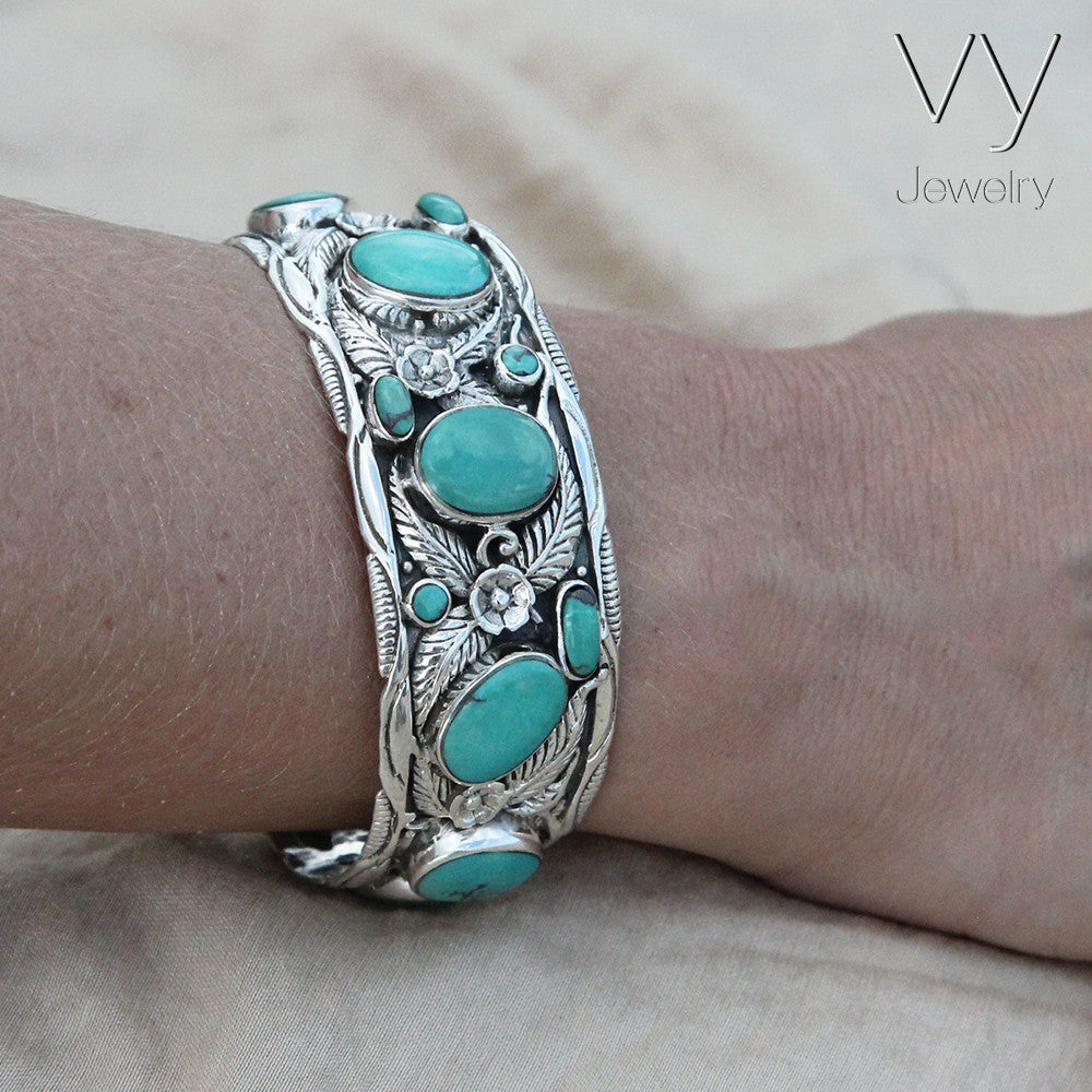 Turquoise silver bracelet